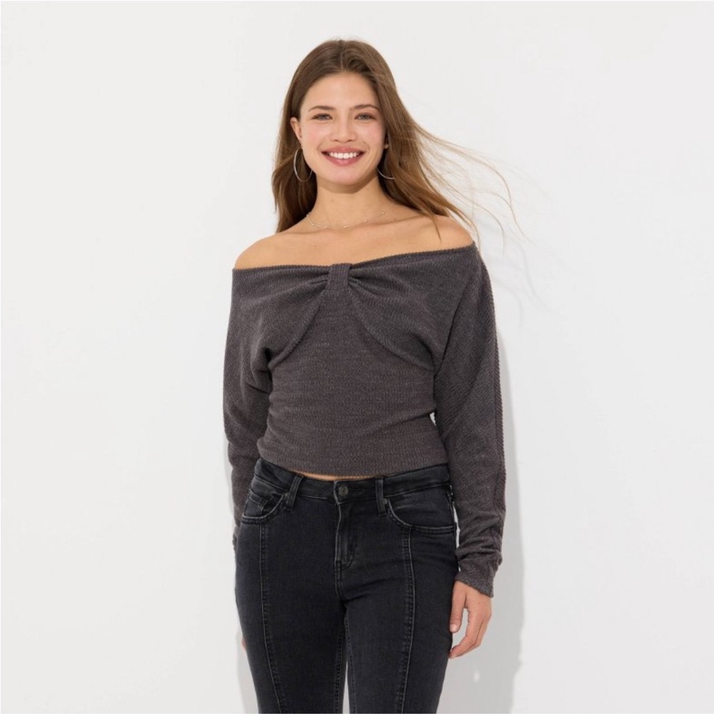 NEW WITH TAGS XS Wild Fable Off-the-Shoulder Twist Knit Top in Dark Charcoal